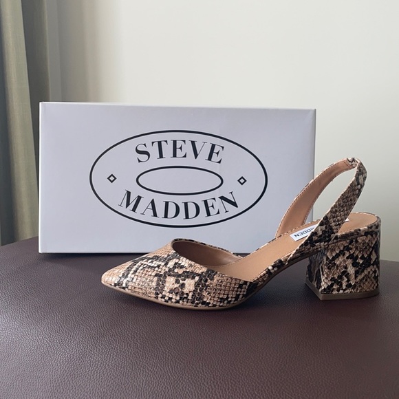 Steve Madden Shoes - Steve Madden snakeskin slingback block heels
